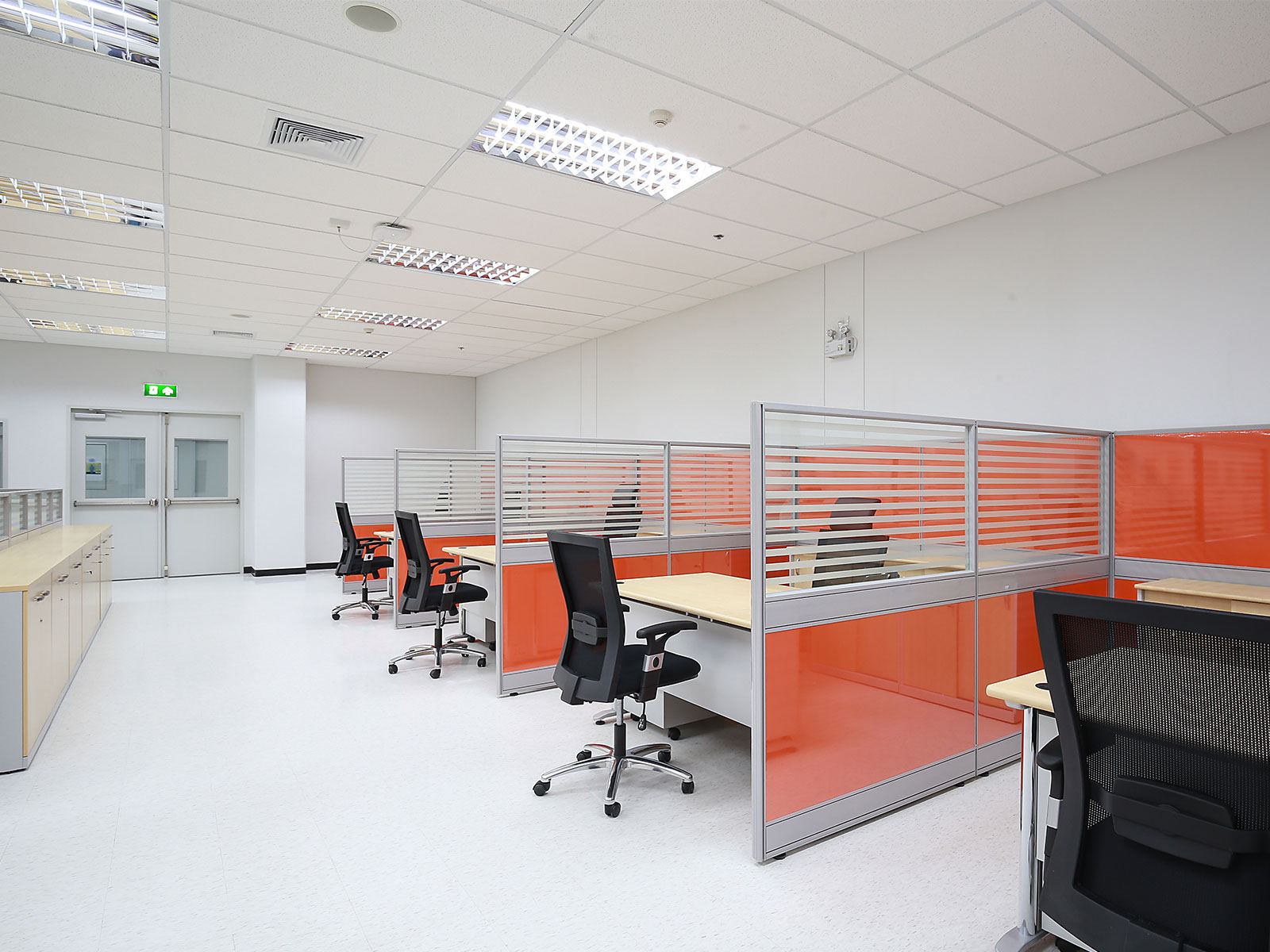 зонирование рабочего места в офисе